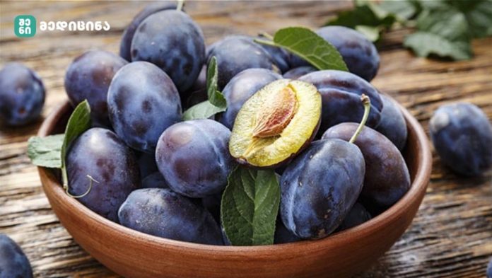 shavi qliavis gansakutrebulia (1) რა განსაკუთრებულობა ახასიათებს შავ ქლიავს? ზაფხულში მარტივად ხელმისაწვდომი და სასარგებლო.